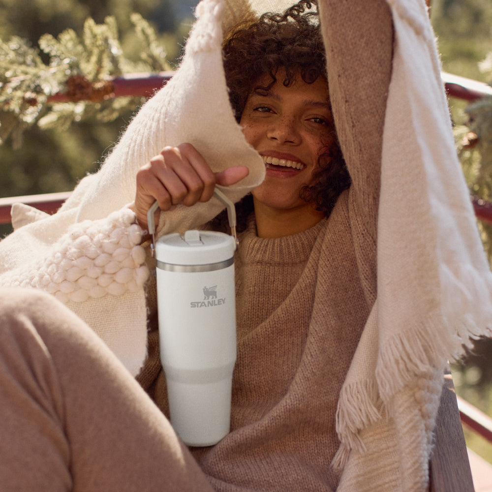 IceFlow 手提吸管杯2.0 | 0.88L | 冰雪白