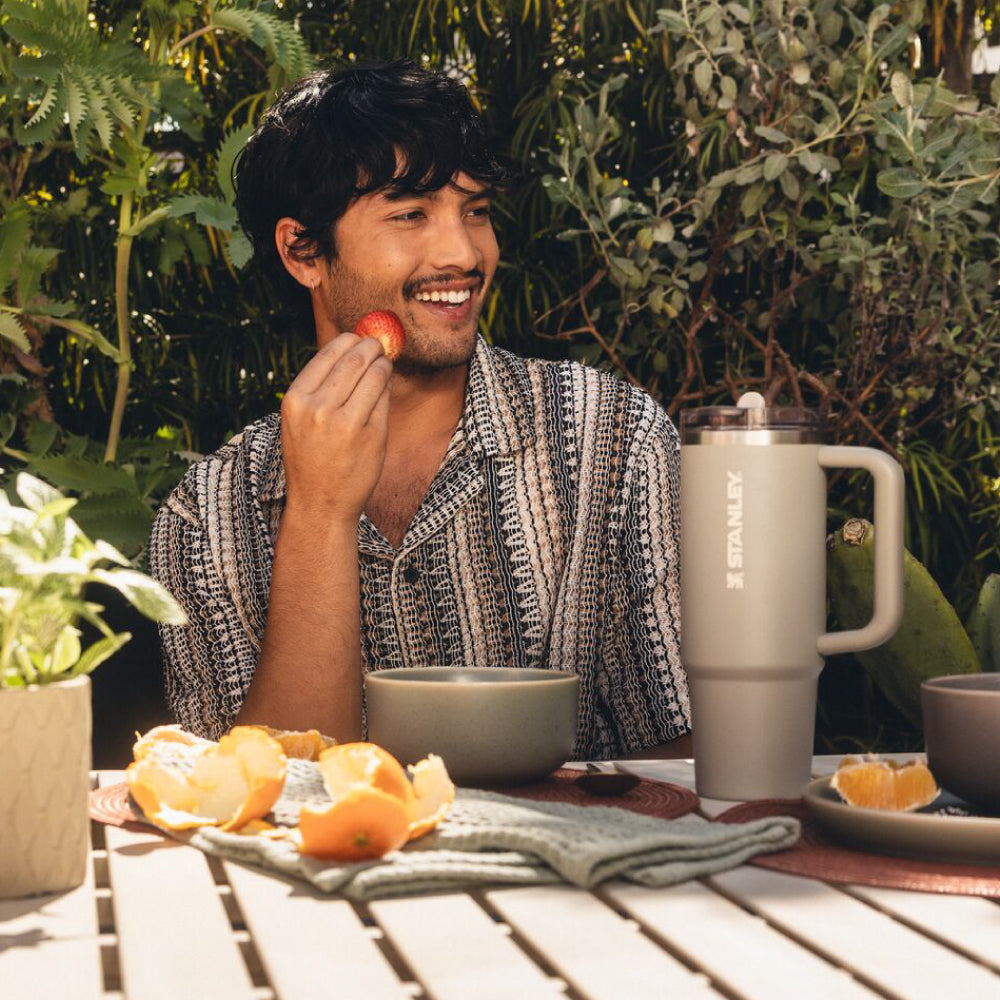 Quencher Protour 防漏吸管隨手杯 | 1.18L | 鼠尾草灰