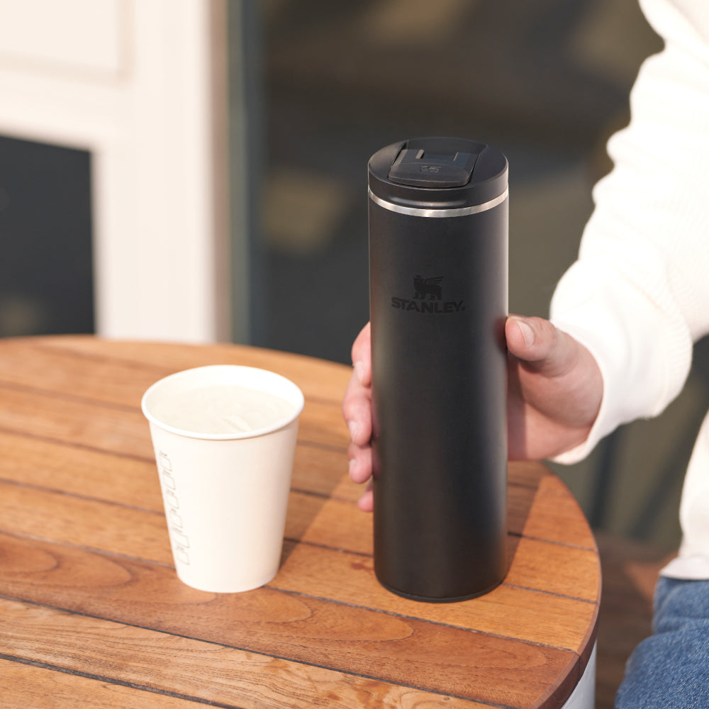 STANLEY 輕重力系列 Aerolight 翻蓋輕盈杯 |  0.47L | 消光黑2.0