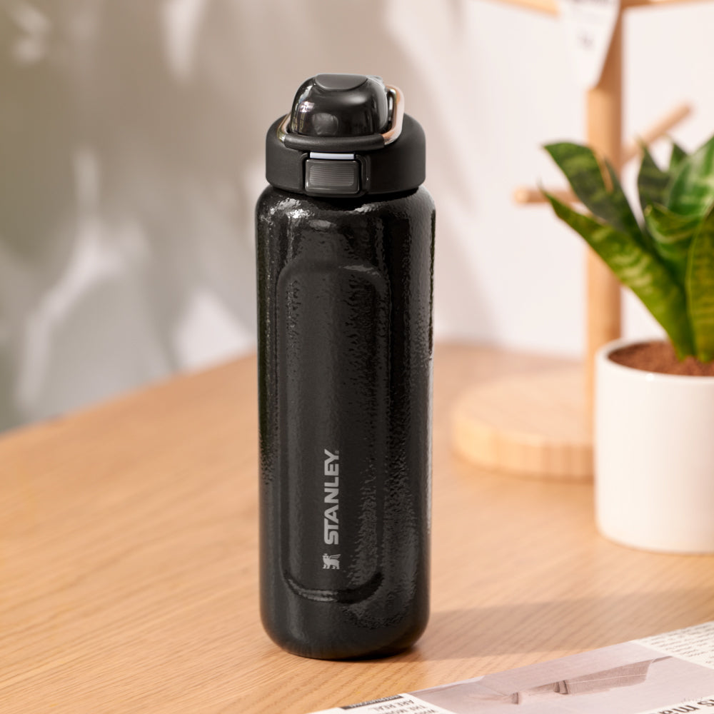 Wellspring 彈蓋提環水壺 | 0.7L | 錘紋黑