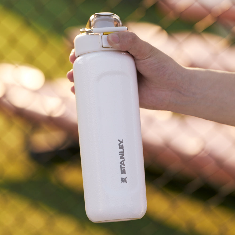 Wellspring 彈蓋提環水壺 | 0.7L | 錘紋白