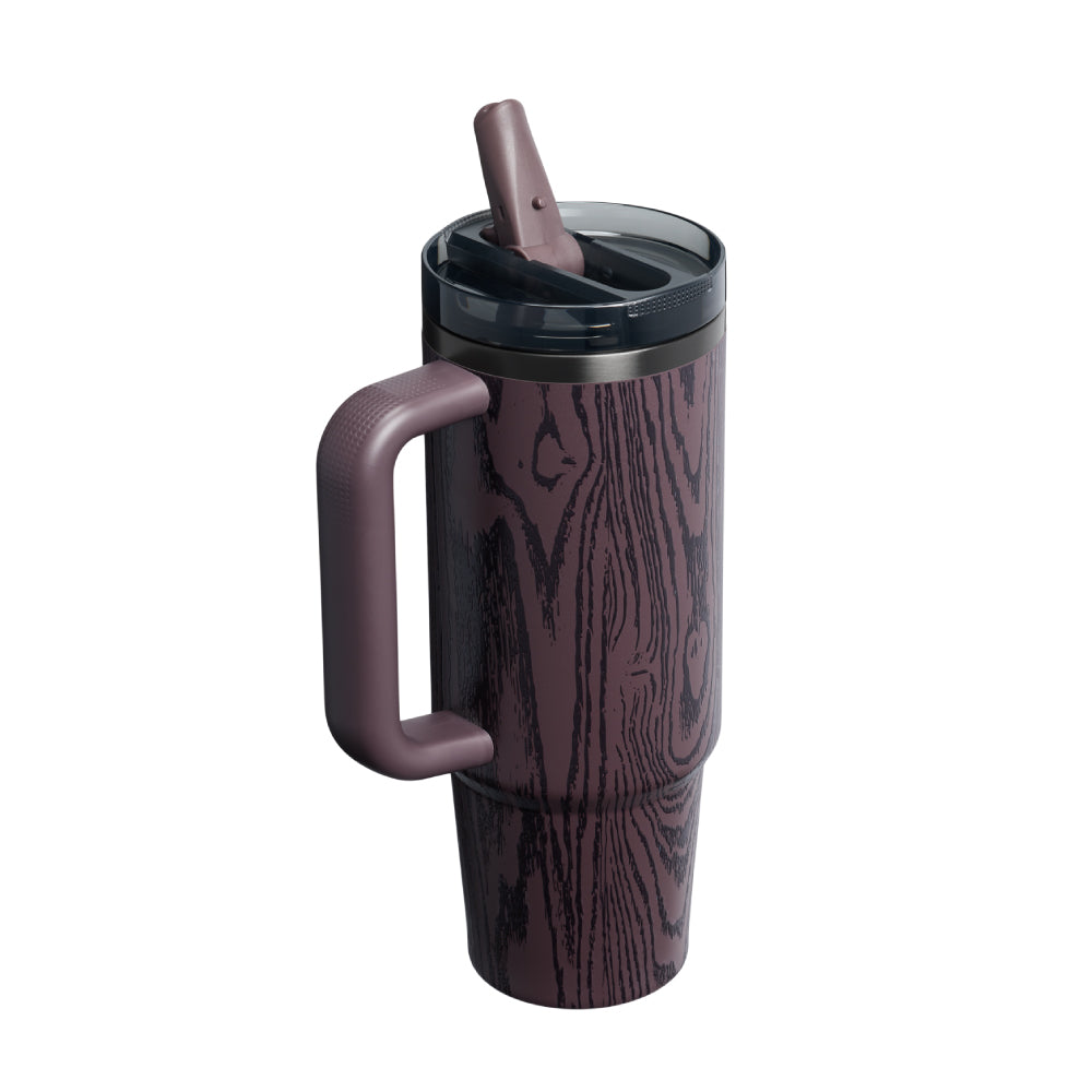 Quencher Protour 防漏吸管隨手杯 | 0.88L | Holiday冬日木屋(棕)